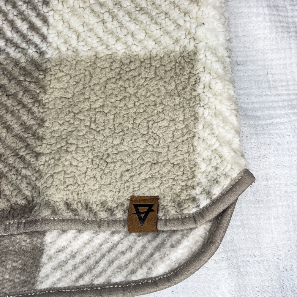 LIV sherpa quarter zip